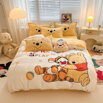 Cute Cartoon Winnie the Pooh Milk Velvet Four-Piece Set, Thickened and Warm Bedding Three-Piece Set, Wholesale and Dropshipping