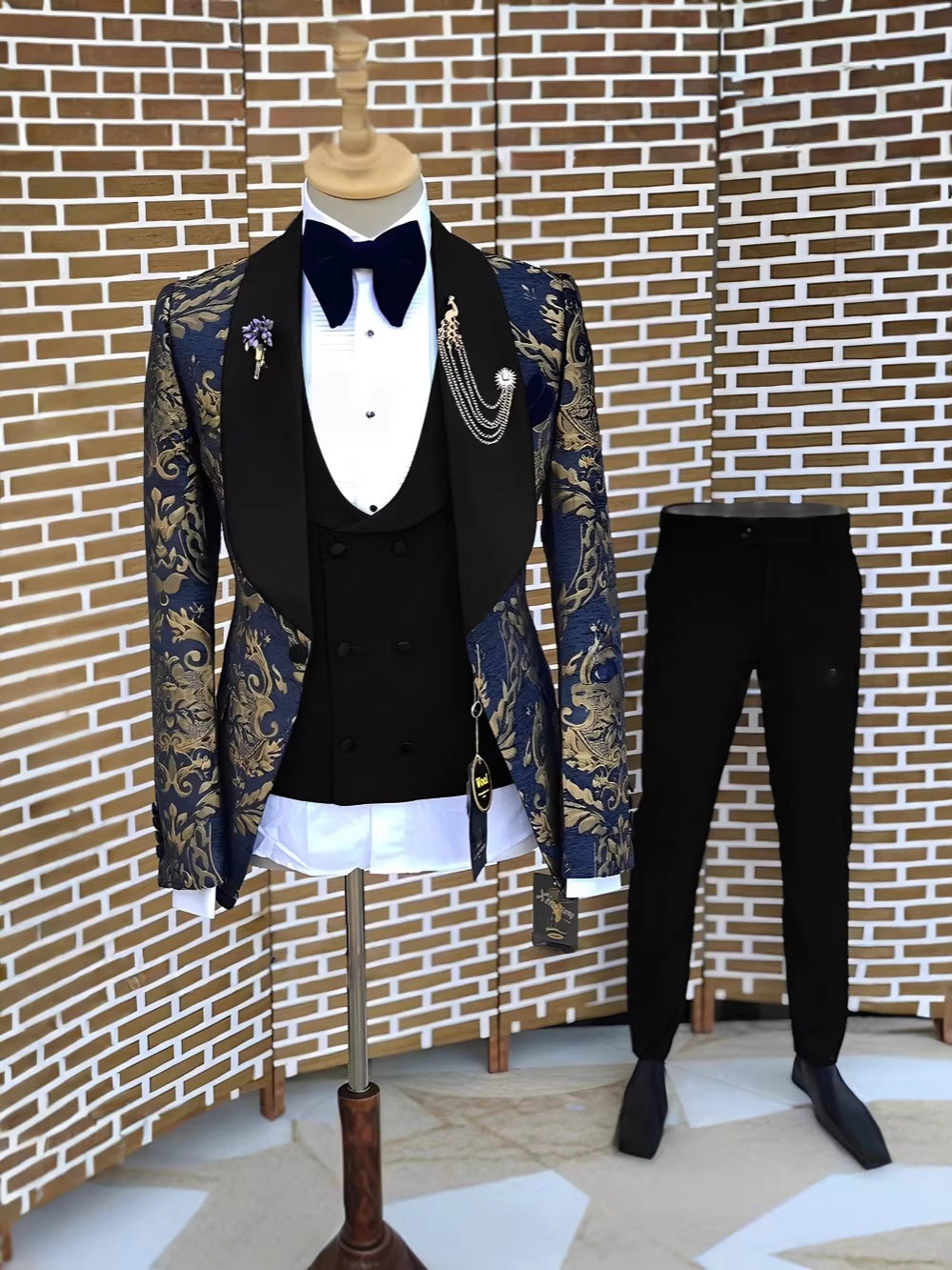 British palace style dress wedding groomsmen suit jacquard three-piece suit