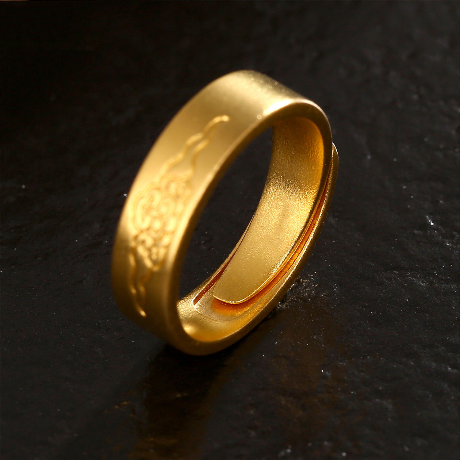 Ancient Style Golden Color Xiangyun Light Luxury High-end Ring Finger Ring Fashionable Couple's Ring Simple Ring