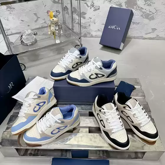 B57 Letter Canvas Sneakers for Men and Women Couple Style Genuine Leather Lace-up Panda Shoes