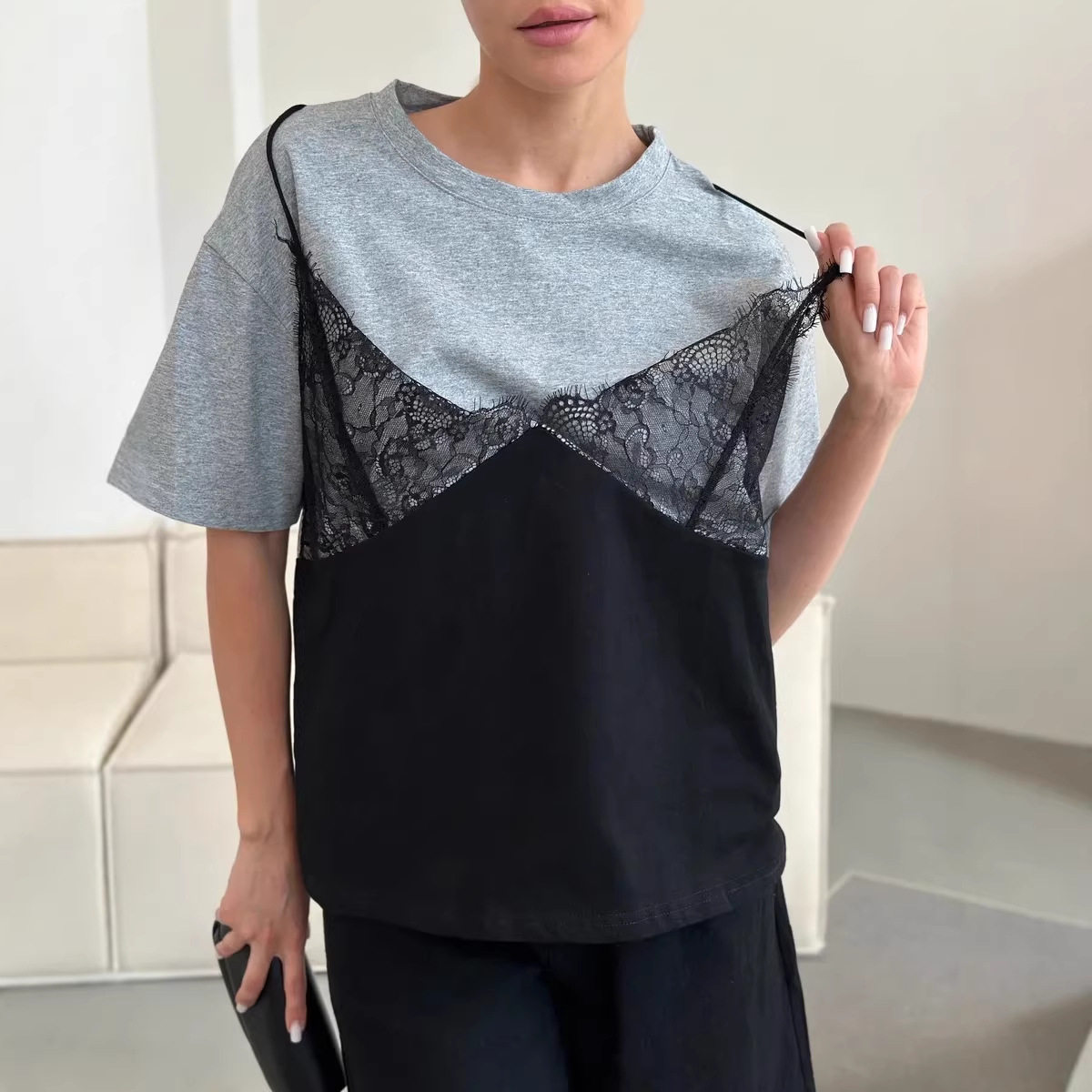 Lace Trimmed Loose Fit T Shirt Short Sleeve Round Neck Casual Style Perfect for Summer Wear Wholesale Available