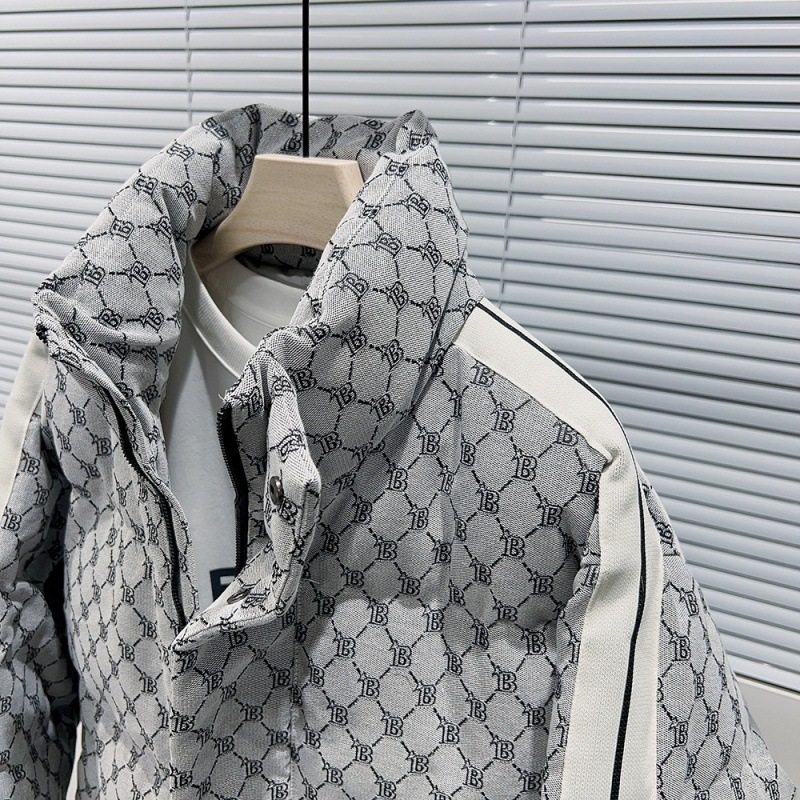 2025 Men's Stand-Up Collar Gray Jacquard down Jacket Stylish Design down Coat in Stock