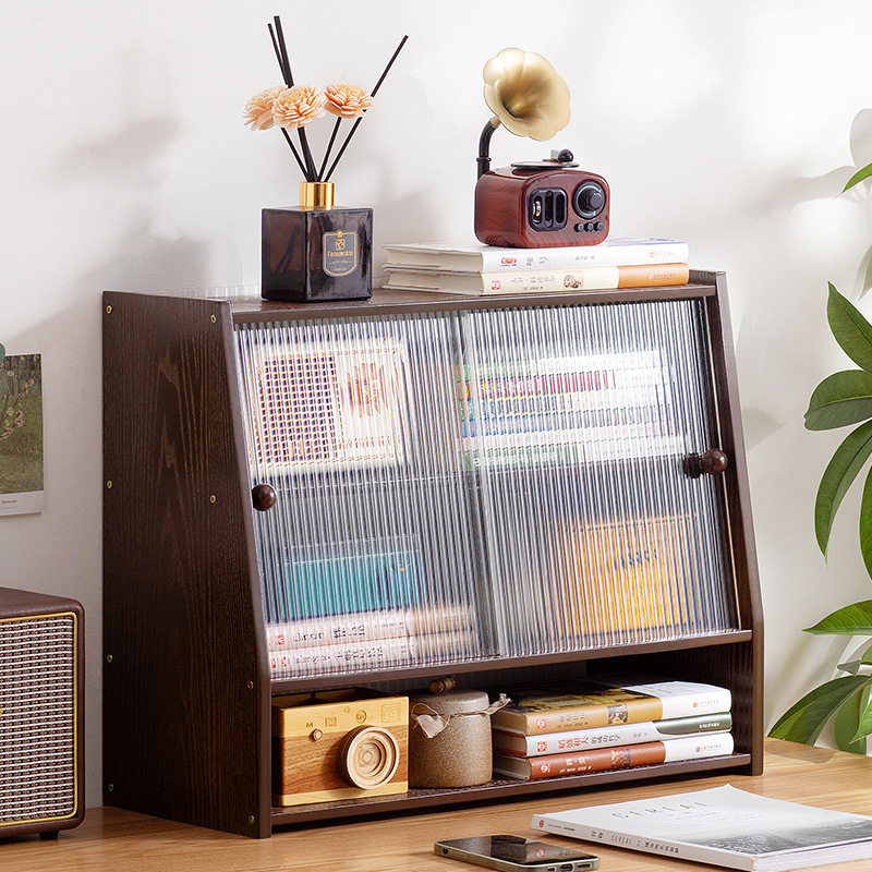 ชั้นวางหนังสือห้องนั่งเล่นที่มีตู้ประตูตู้เก็บแบบบูรณาการตาร...