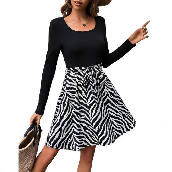 Black and White Striped Color Block Dress Versatile Style Comfortable Fit Perfect for Casual or Formal Occasions