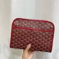 wine red
