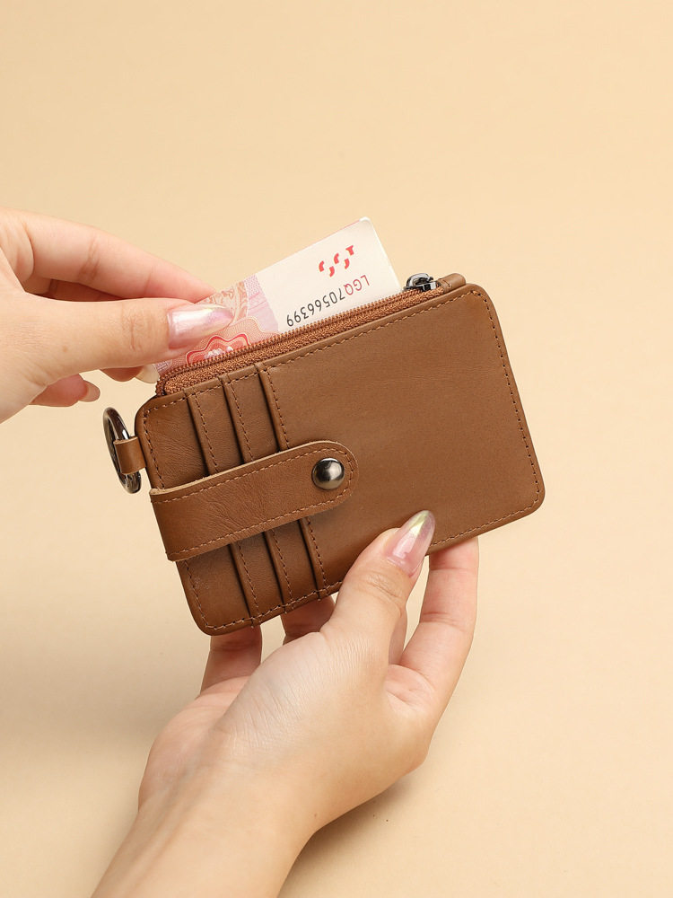 Cross-Border Popular First-Layer Cowhide Work Id Card Holder with Double Pockets and Snap Button Design, New Badge Card Holder from the Source Manufacturer