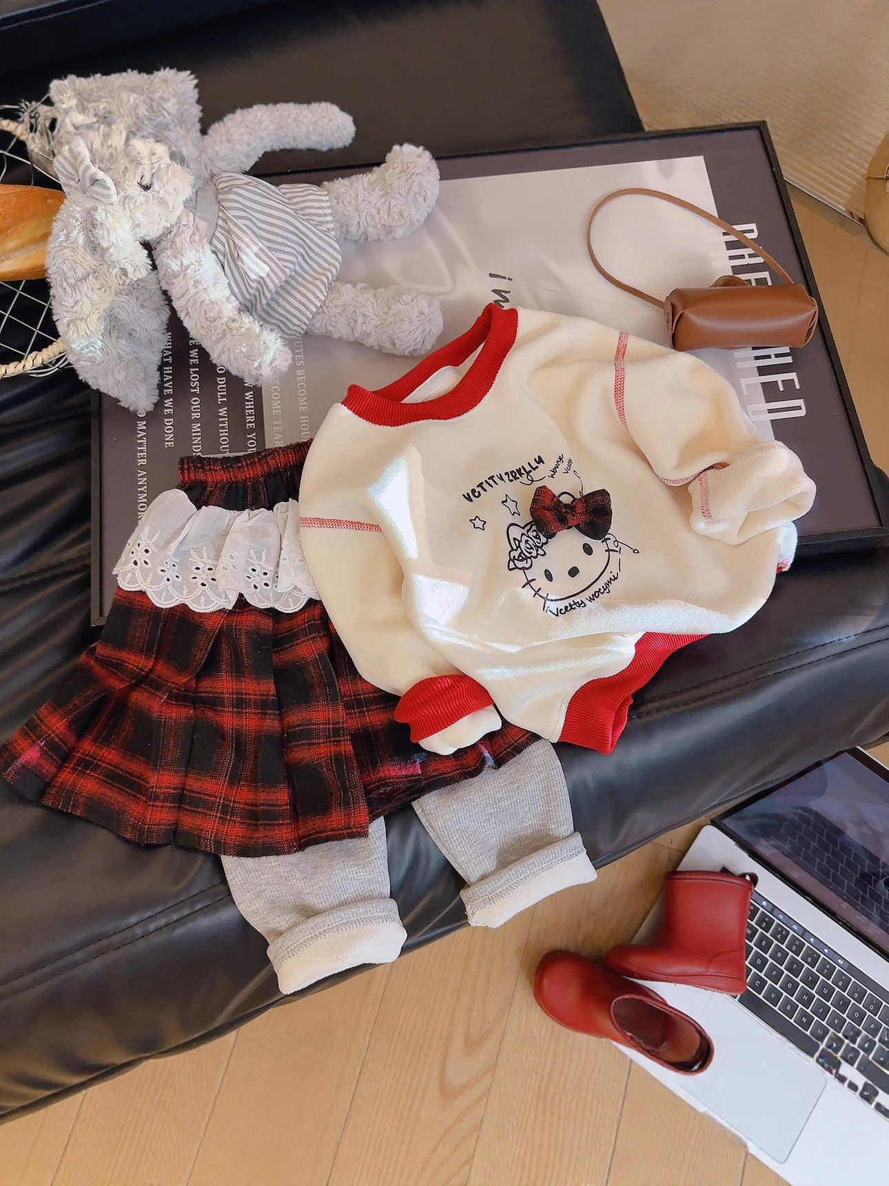 Girls' Seamless Fleece-Lined Hoodie Set, Sweet Casual Long-Sleeve Hello Kitty Top, Leggings & Plaid Skirt Three-Piece Outfit