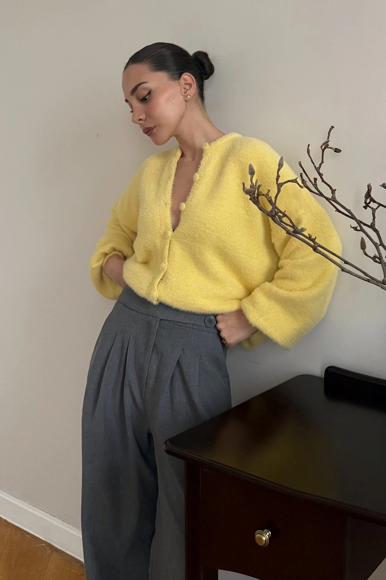 Womens Oversized Knit Cardigan Soft Faux Fur Round Neck Casual Style Versatile Sweater for Everyday Wear Wholesale