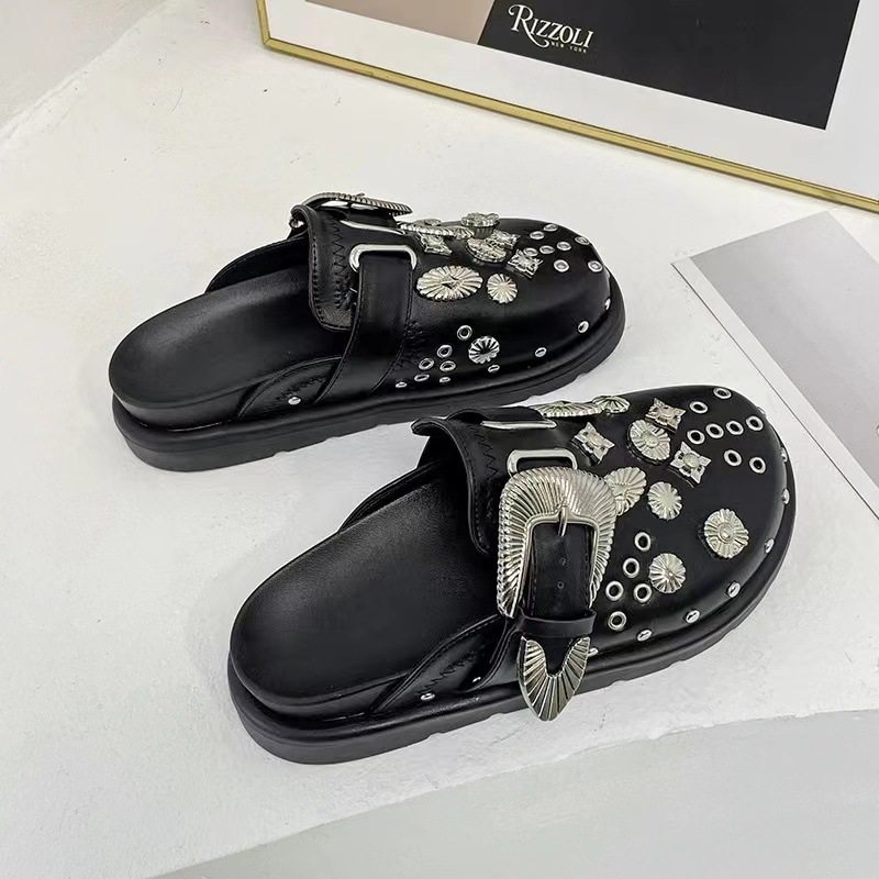 Internet Celebrous Same Shoes with Toe Half-tow Women's 2024 New British Retro Thick Bottom Rivet Flat Mule Shoes