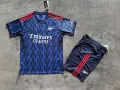 Suit: 2526 arsenal away