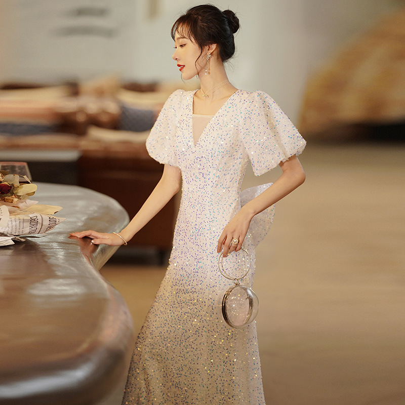 Banquet Evening dress Female 2022New VCollar Design Sense Sequins Fishtail Skirt Dew Rear Annual Meeting Host Evening dress  宴会晚礼服女2022新款V领设计感亮片鱼尾裙露背年会主持人晚礼服 Banquet Evening dress Female 2022New VCollar Design Sense Sequins Fishtail Skirt Dew Rear Annual Meeting Host Evening dress 
