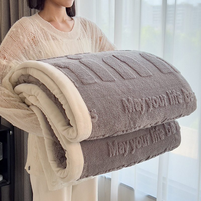 Cross-Border New Type a Comfortable Cotton Velvet Blanket Carved Flannel Cut Flower Thickeneded Warm Multi-Functional Flannel Blanket