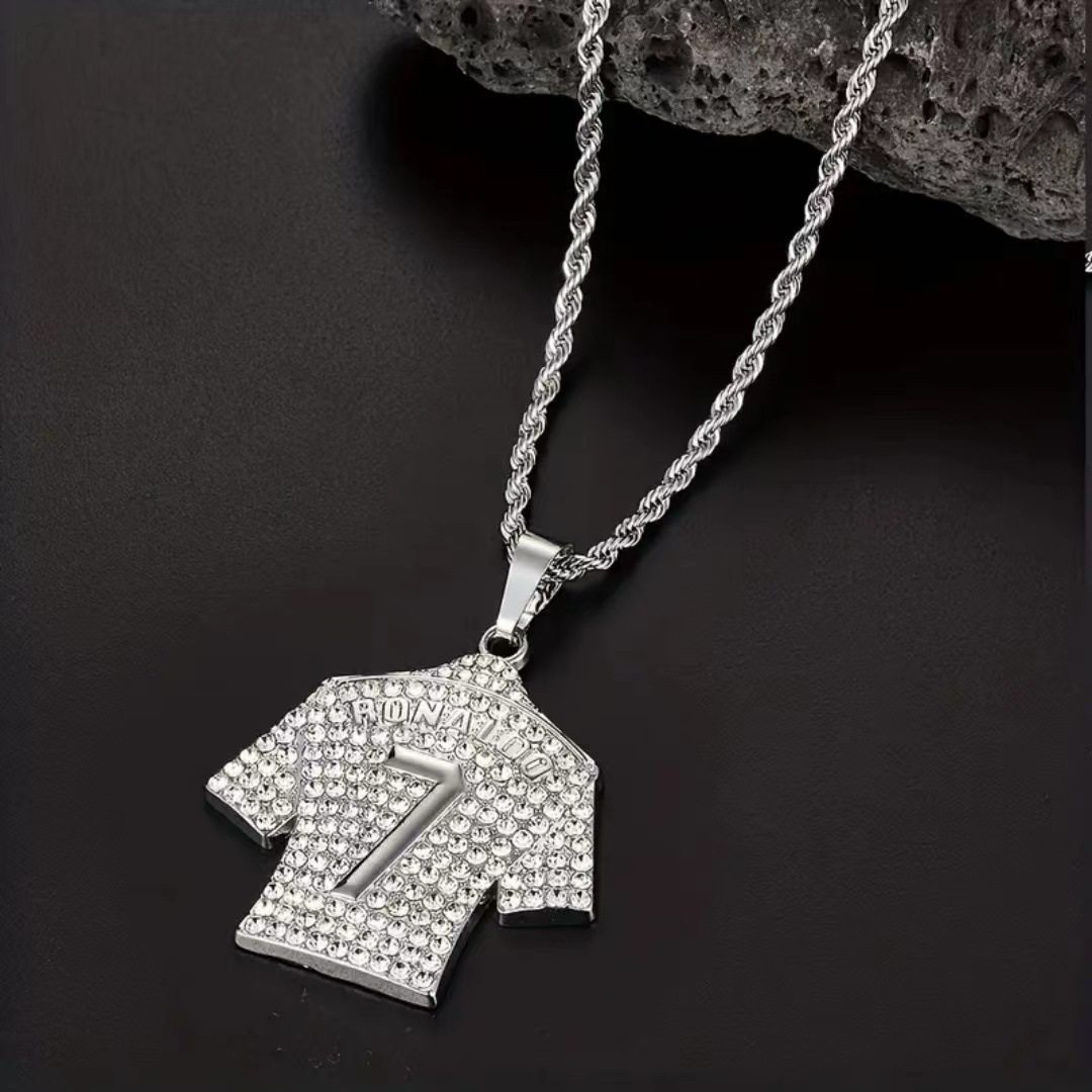 Europe and the United States cross-border trend hip-hop World Cup gold-plated diamond C Luo No. 7 jersey pendant necklace necklace manufacturers wholesale