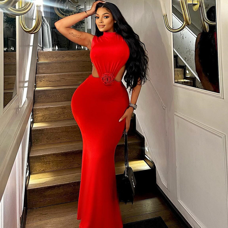 Fashionable Solid Color Maxi Dress for Women Sleeveless Round Neck Backless High Slit Ideal for Parties and Casual