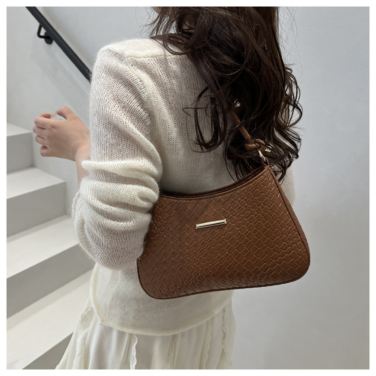 O1CN01vgfu5x1L08aAoVMD6 !!2216157661236 0 cib