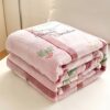 New Soft Snowflake Velvet Cashmere Thickeneded Blanket Multi-Purpose Blanket Christmas Blanket Nap Office Blanket