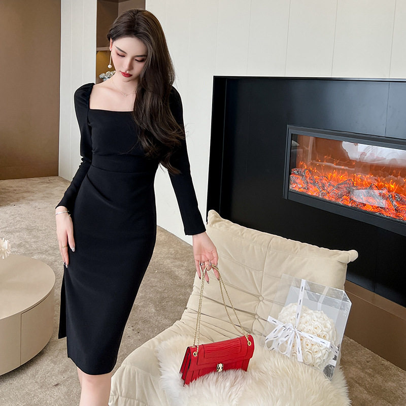 Màu đen