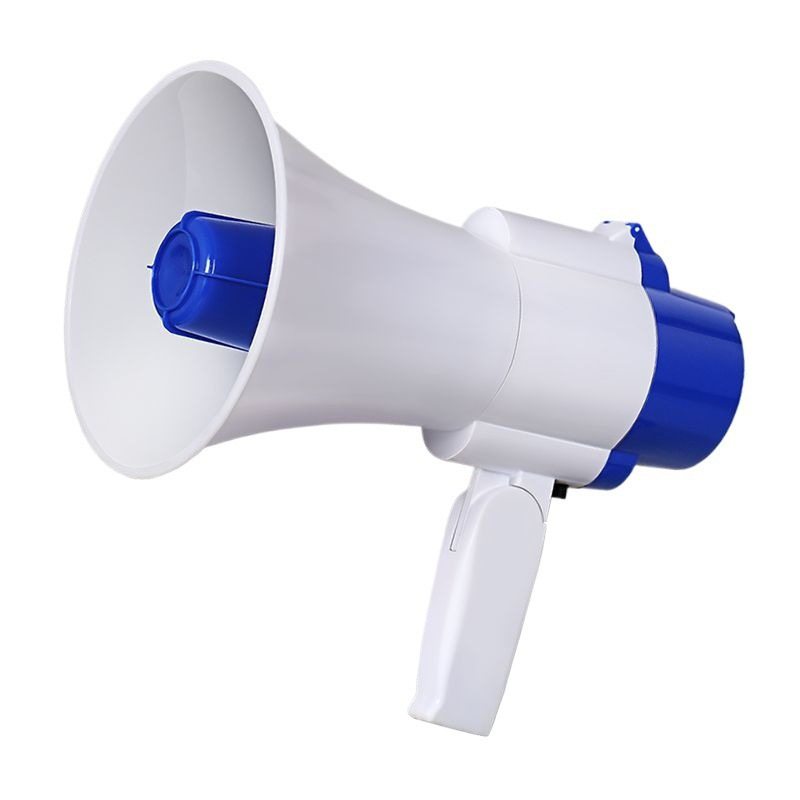 Street Vendors Use Loudspeakers to Sell Goods