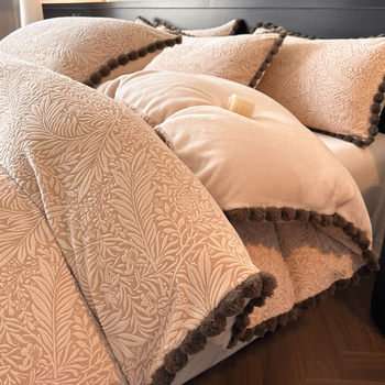 2025 New Type a Accessible Luxury Carved Milk Velvet Four-Piece Set Warm Rabbit Fur Ball Quilt Cover Student Dormitory Three-Piece Set