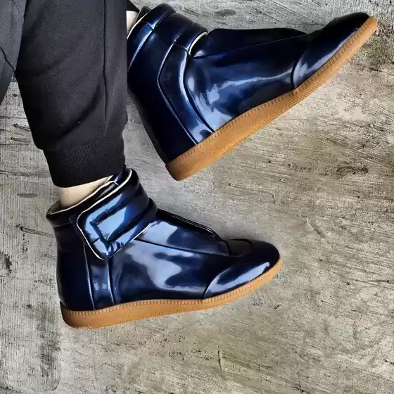 Spot new classic unisex leather versatile flat bottomed retro sports cross-border trade Martin boots German training shoes