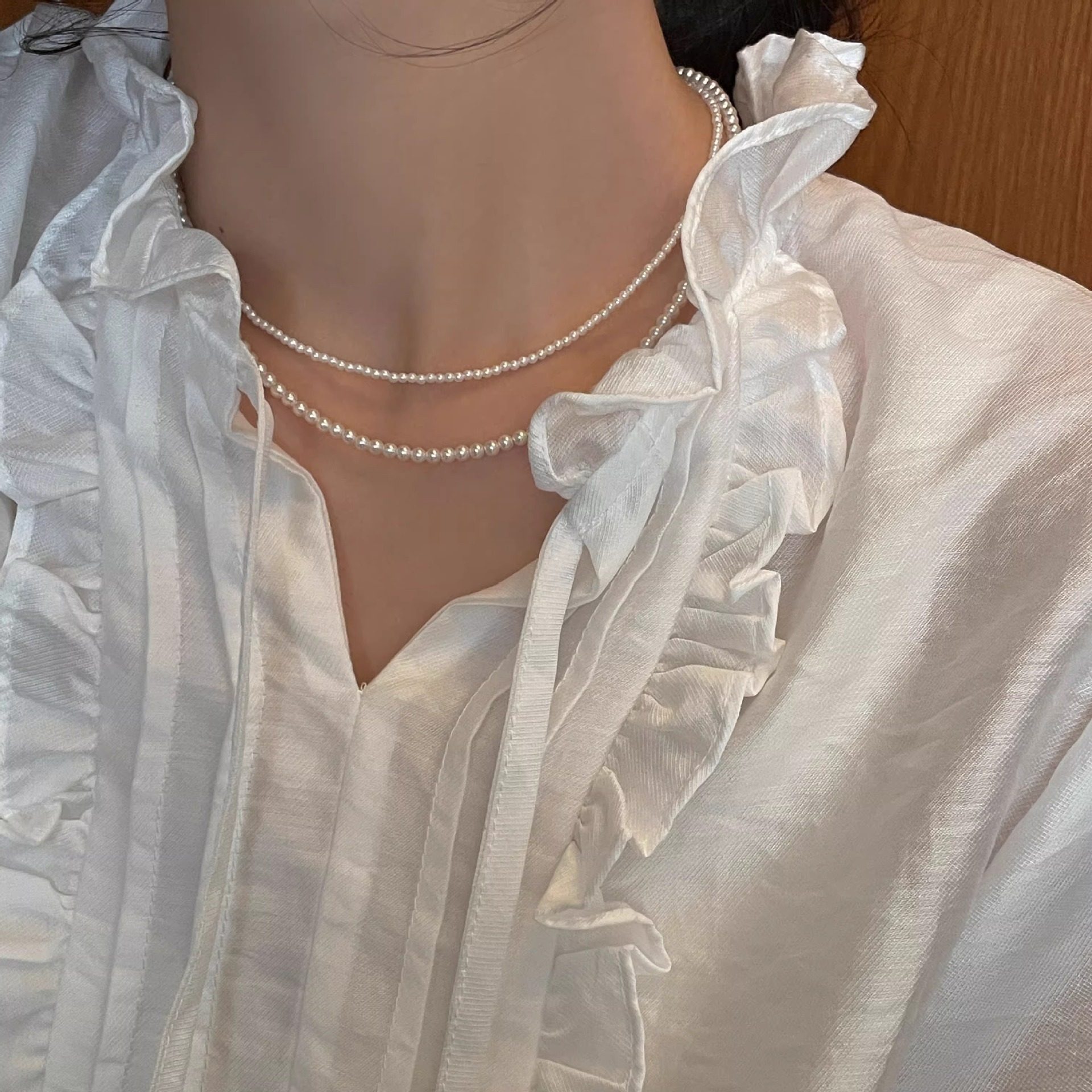 Round 650 Pearl White Shijia Pearl Necklace Titanium Steel Yuanbao Buckle Accessories Women's Light Luxury Niche Collarbone Chain