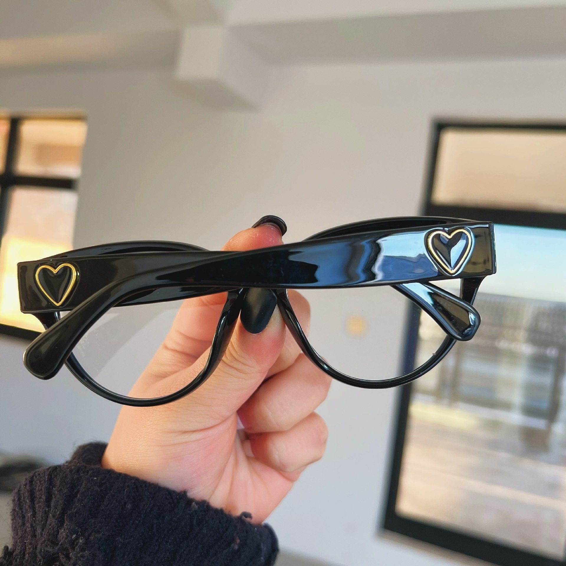 Retro black frame cat-shaped love plain beauty artifact glasses frame American cat eye hot girl square round face slimming myopia glasses for women