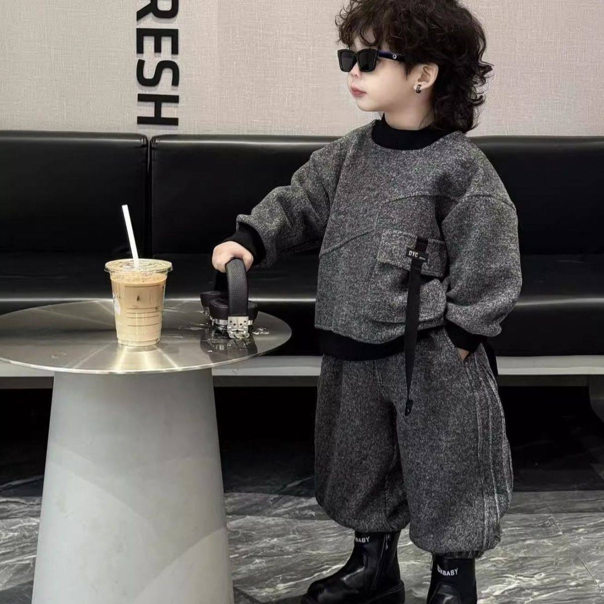 Boys suit spring and autumn suit children's spring and autumn sweatshirt leggings pants handsome boy two-piece set