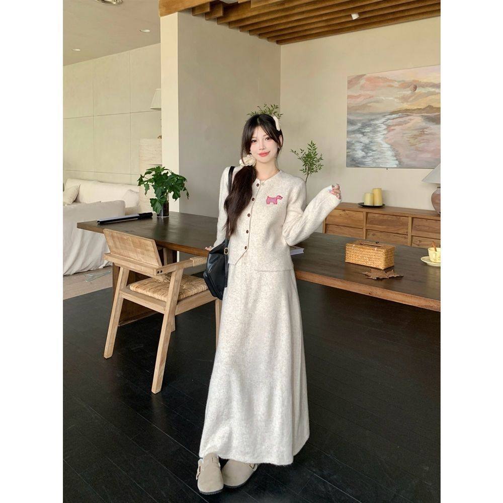 Dress Suit Women's Autumn and Winter New High-End Elegant Commuter Slim Knitted Cardigan Half-Length Skirt Two-Piece Set