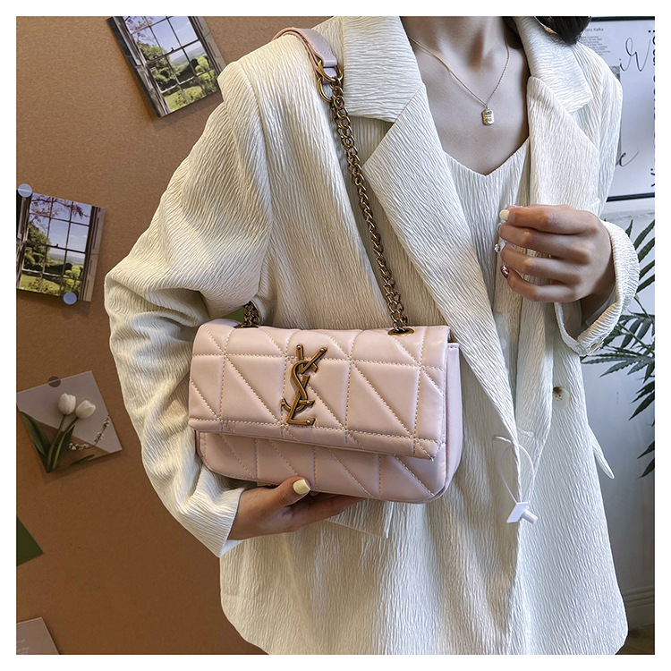 O1CN01vsWOhc232HUXBwxHV !!2215817057197 0 cib