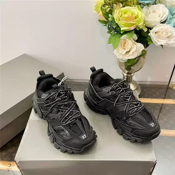 European Station New Track3.0 Retro Casual Dad Shoes Air Cushion Shoes Couple Outdoor Inner Heightening Sports Shoes