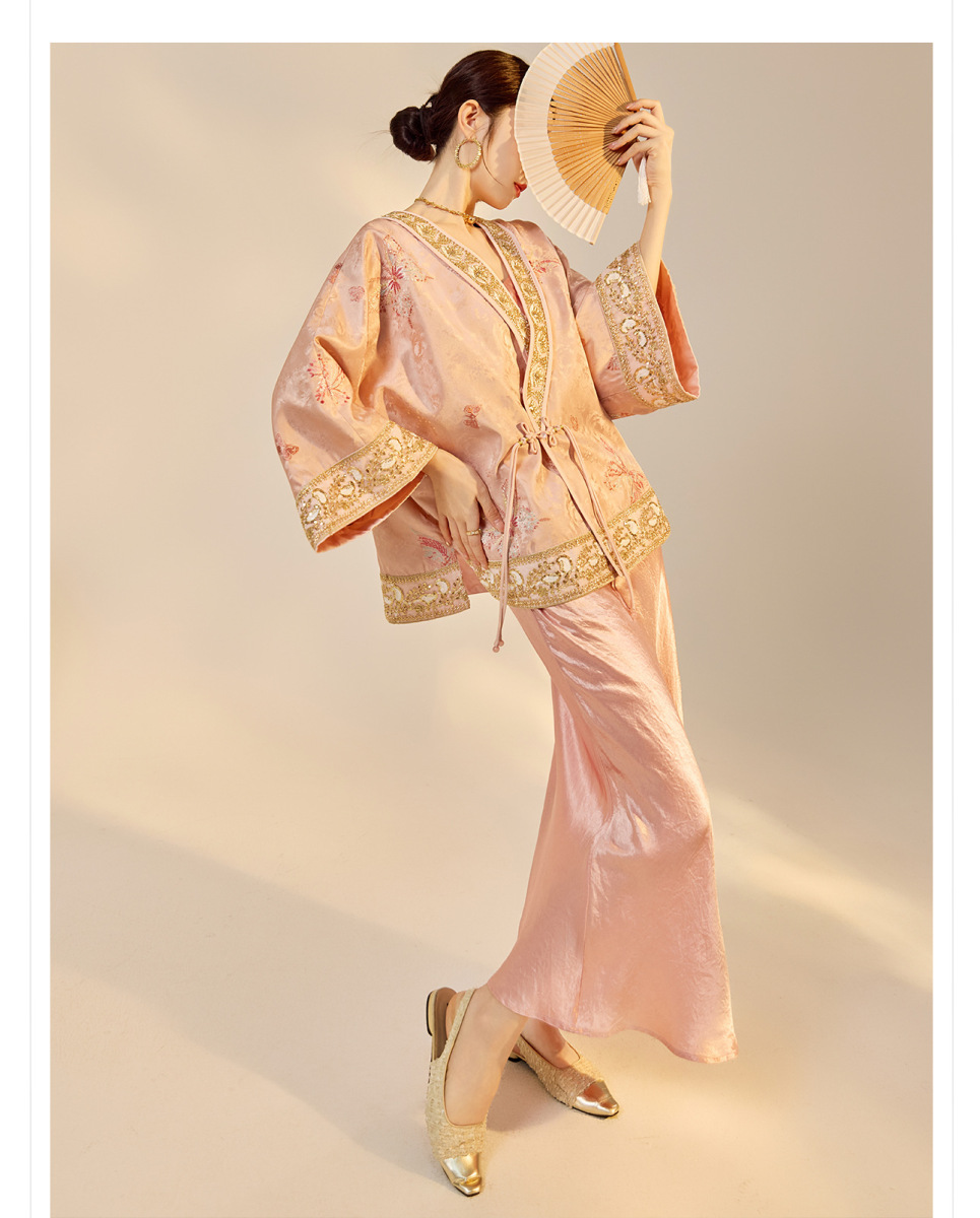 Áo khoác nữ dáng rộng thêu sequin họa tiết hoa cổ chữ V — Màu hồng