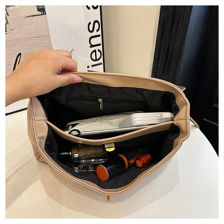 O1CN01vvy1qY2DKjZLYGiVZ !!2217723298591 0 cib