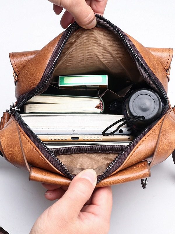 Cross-Border Business Casual Commuting Backpack, Shoulder Crossbody Bag, Men's Portable Vertical Large-Capacity Leather Bag, Breathable and Wear-Resistant