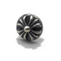 Round cross stud earrings
