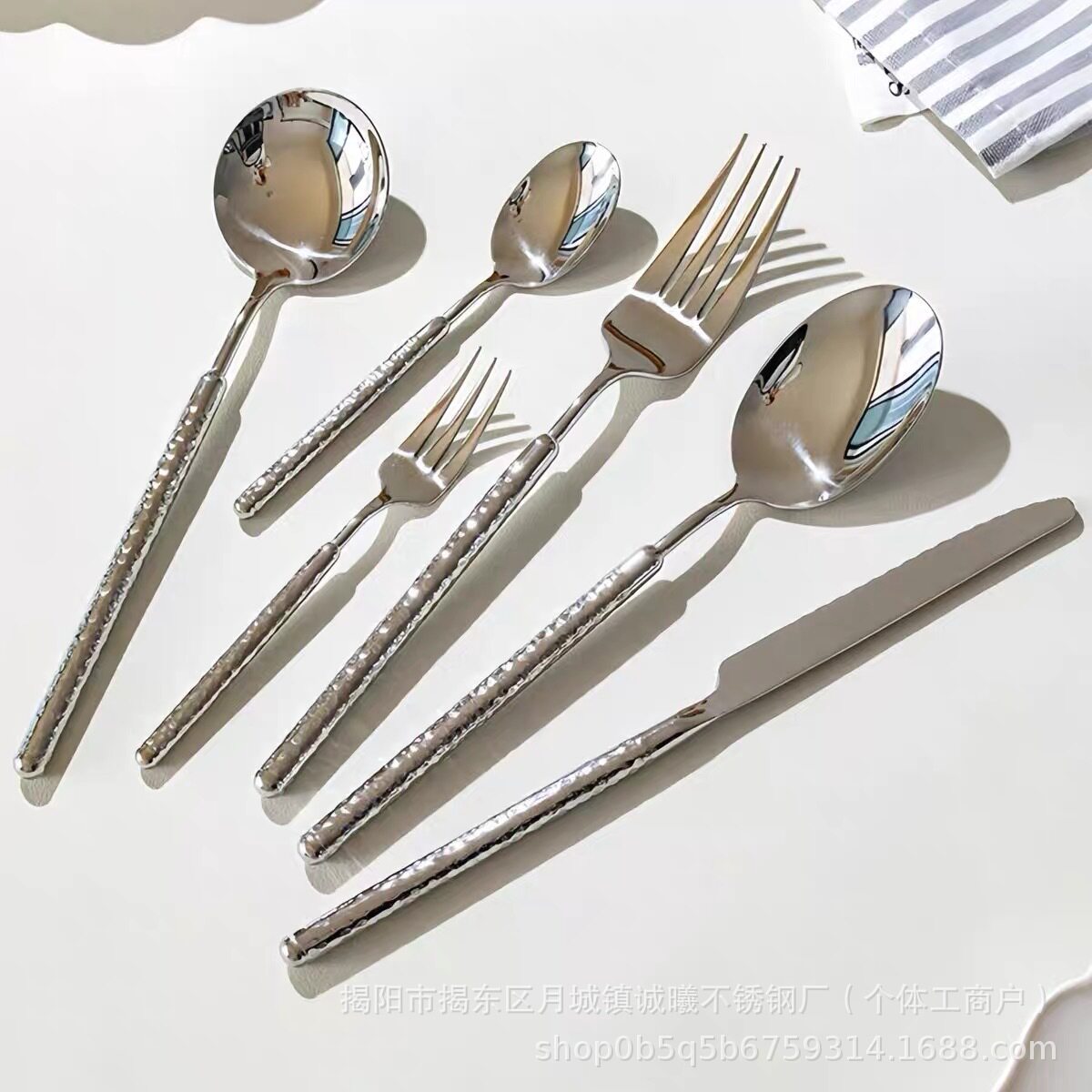 304 Stainless Steel Round Diamond Hammer Steak Knife and Fork Spoon Hotel Restaurant Household Solid Mirror Creative Tableware suit