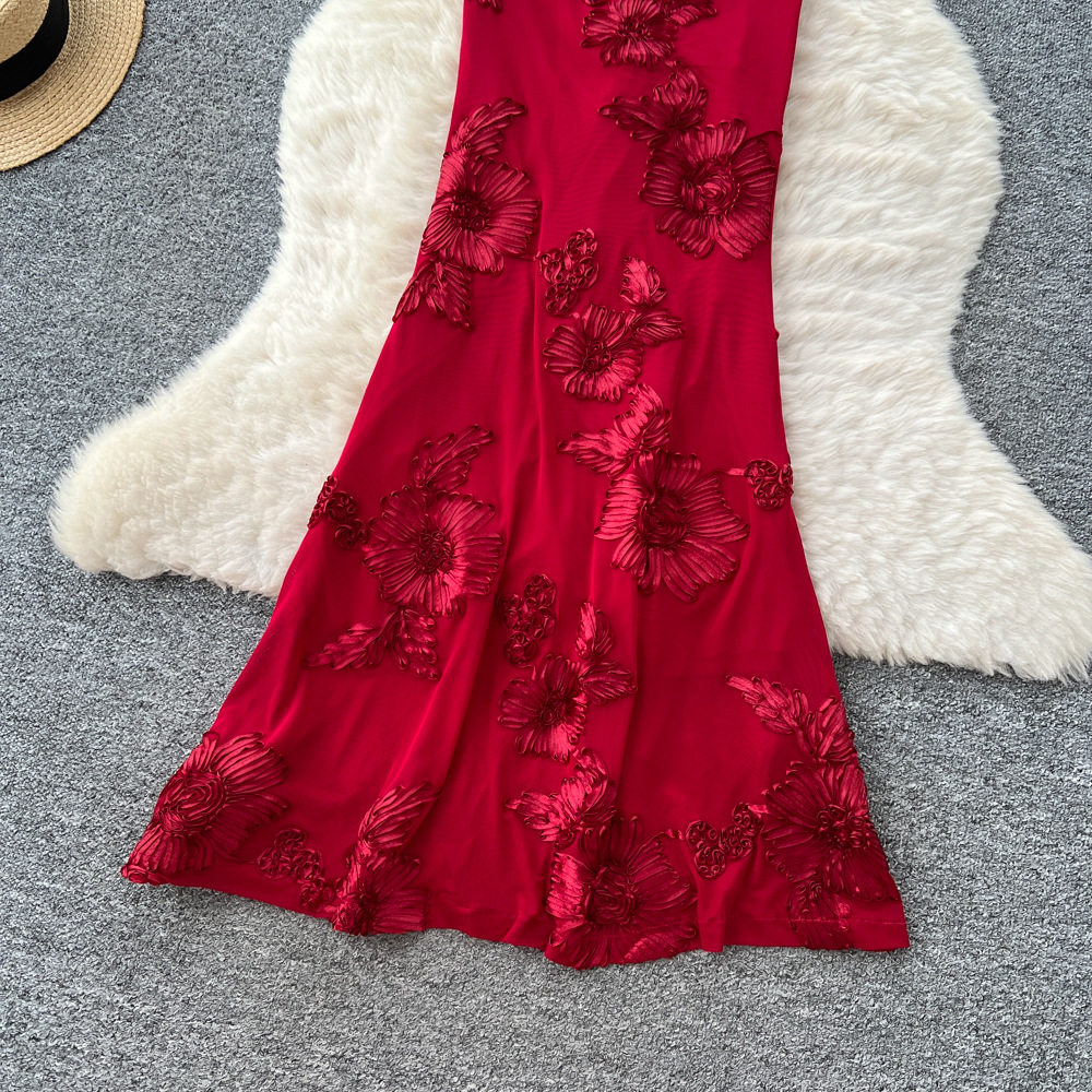 Red Evening Dress Elegant French Style Embroidered Slim Fit Bodycon Spaghetti Straps Formal Events Wholesale