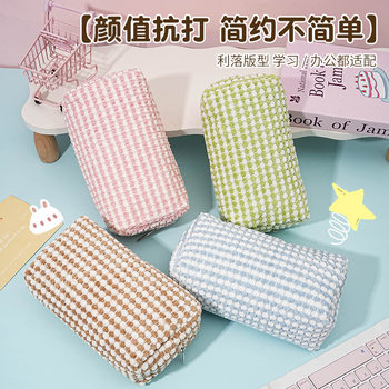 Foreign Trade Cross-Border Plush Cosmetics Cosmetics Bag, Fashionable Outdoor Travel Portable Cosmetic Bag, Large Capacity Pencil Case