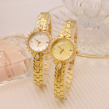 Exquisite Retro Jewelry, High-End Precision 5A Diamond-Encrusted Embossed Bracelet, Elegant Quartz Small Gold Watch Wholesale