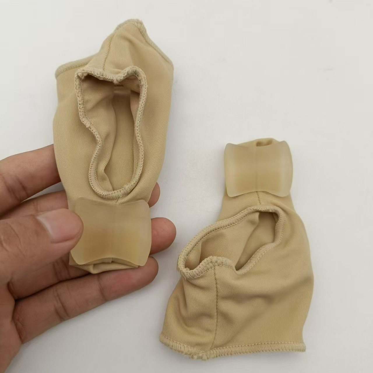 Big and Small Toe Correction Silicone Thumb Valgus Correction Ring Thumb Toe Separator Hallux Valgus Correction