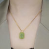 2023 New Explosions Satisfie Necklace Women's Light Luxury Brand Pendant Emerald Green White Clavicle Chain INS