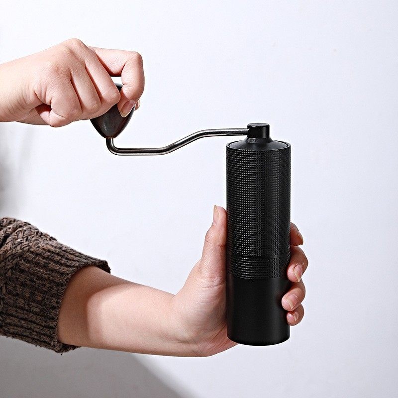 In-Stock Wholesale Hand-Cranked Coffee Grinder Cnc Stainless Steel Household Manual Small Portable Coffee Grinder Portable Type