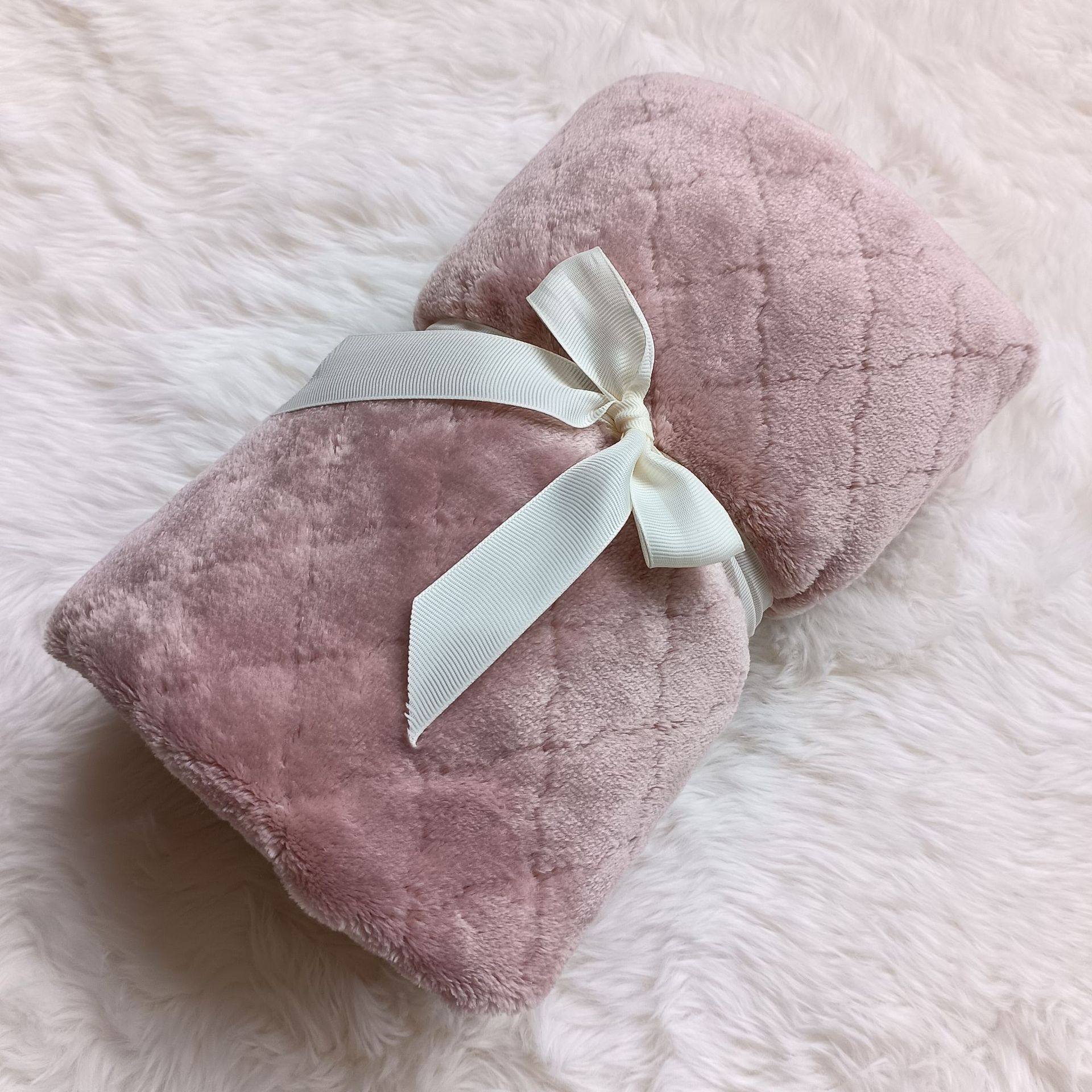 Coral Fleece Upgraded Thickened Double-Sided Flannel Embossed Blanket Nap Blanket Children's Towel Knee Car Knee Blanket