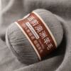 Live-Cut Australian Wool Yarn Wholesale Merino 100% Live-Cut Wool Baby Yarn Knitting Scarf Yarn Ball