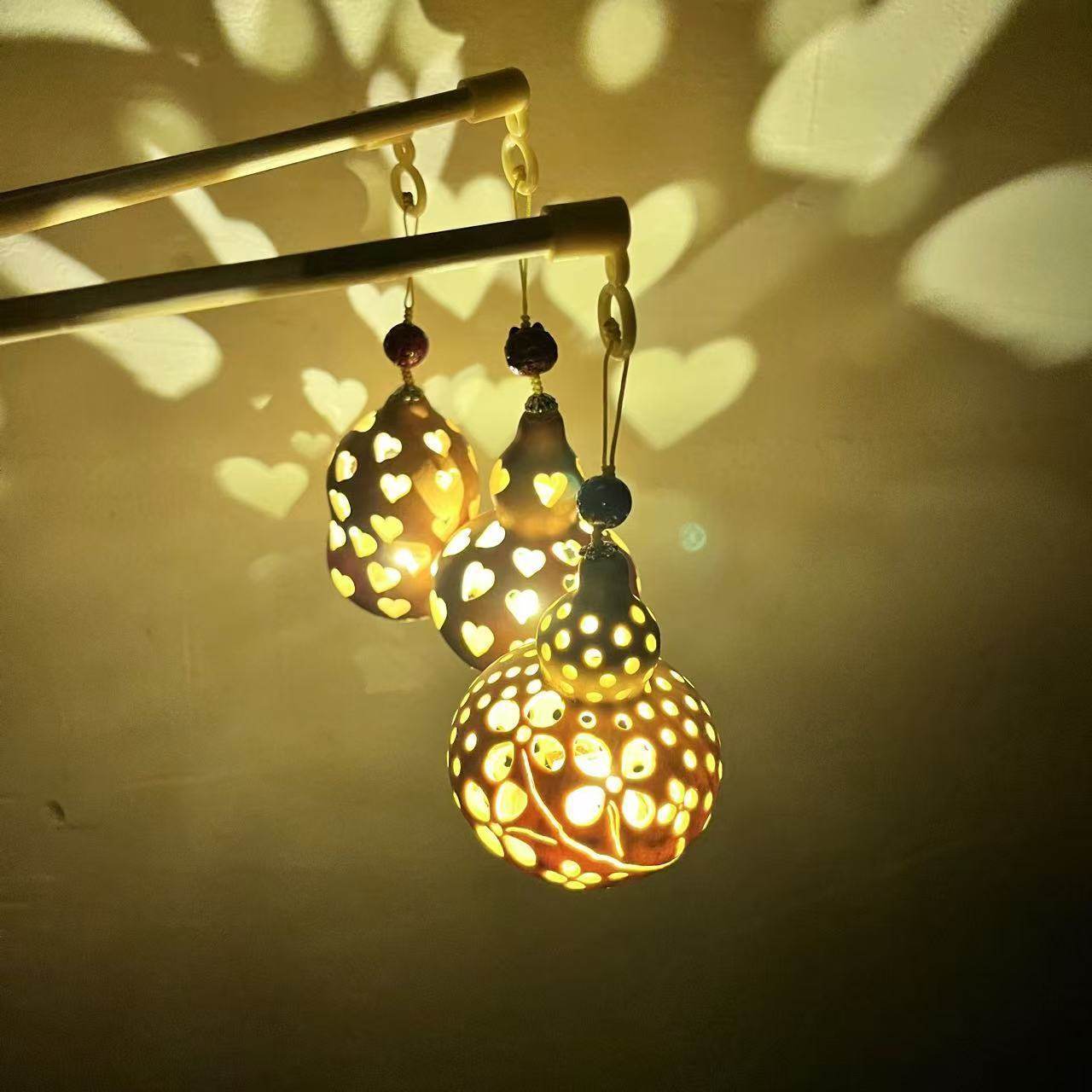 Handmade Gourd Hollow Night Light Natural Wood Art Portable Lamp Romantic Light and Shadow Decoration Ruian