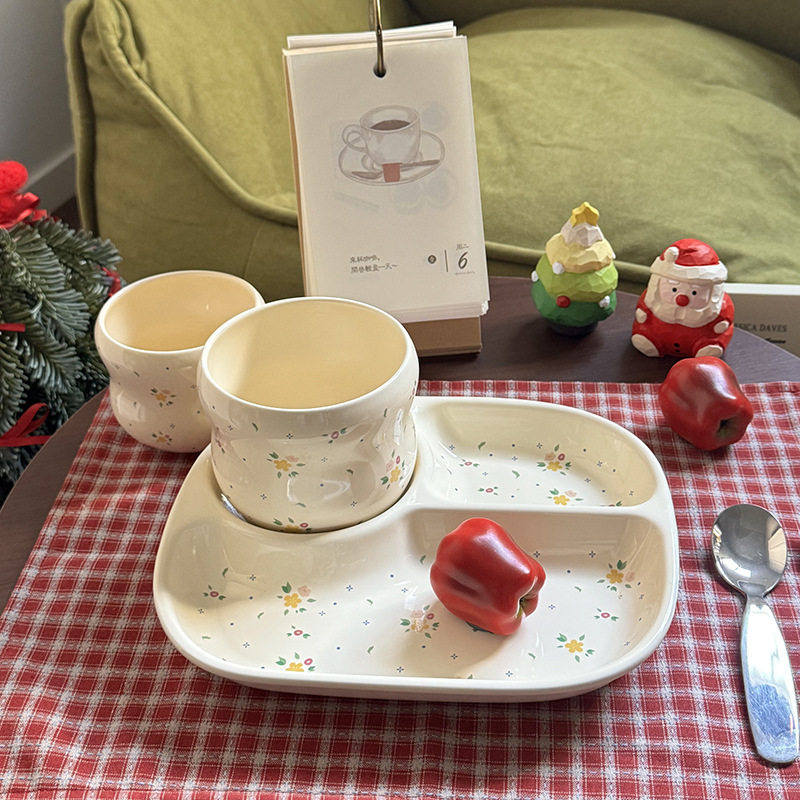 Ins-Style Floral Three-Compartment Plate, Cute Ceramic Breakfast Plate, Weight Loss Plate, Household Cup, Girls and Children's Divided Plate