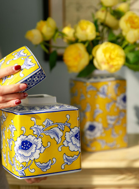 青花瓷客厅摆件软装插花器