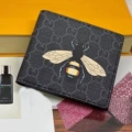 Black bee with box