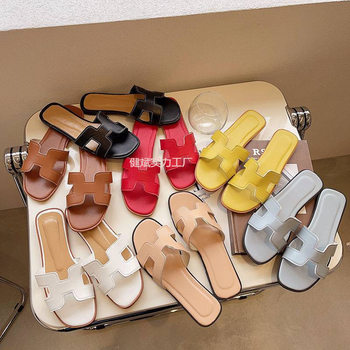 Internet Celebrity Slippers for Women Summer Flats Fashion Outer Wear 2024 New Sandals Korean Style Beach Travel Shoes Slippers