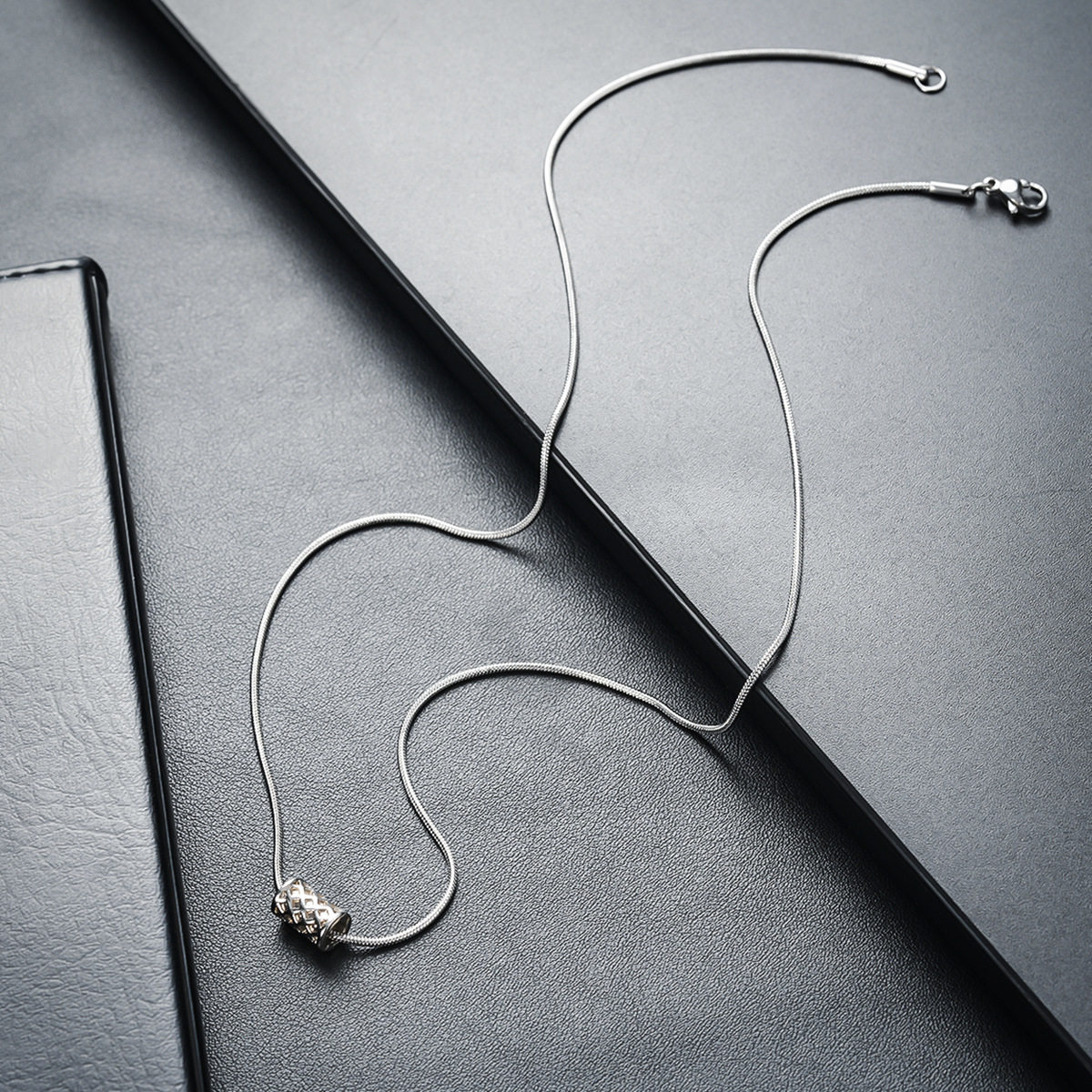 项链男钛钢不掉色简约百搭饰品女毛衣链新款时尚个性爆款嘻哈配饰