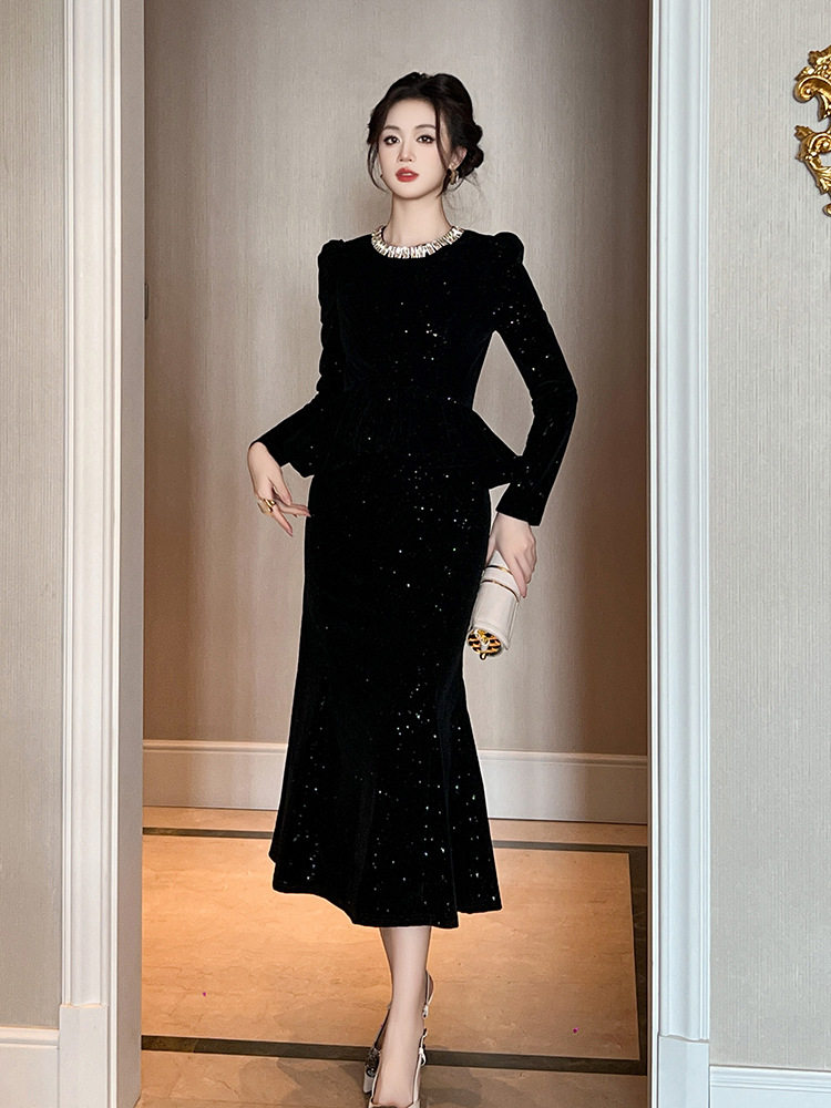 Polyester pha nylon, vải nhung tơ vàng